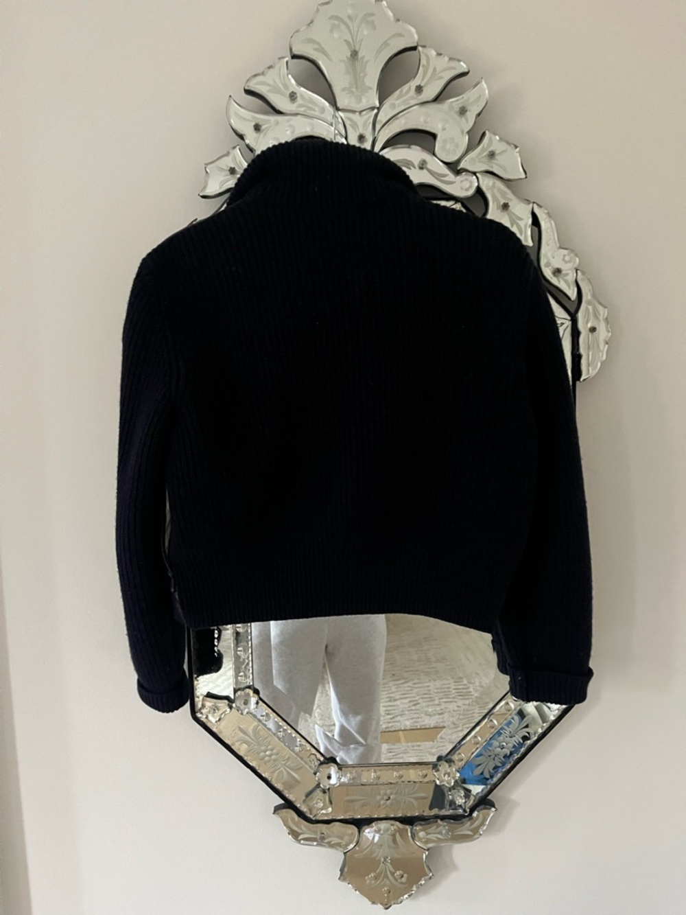 Moncler Navy Blur Puffer Jacket with Cream Rib Collar and Knit Sleeves - Picture 5 of 10